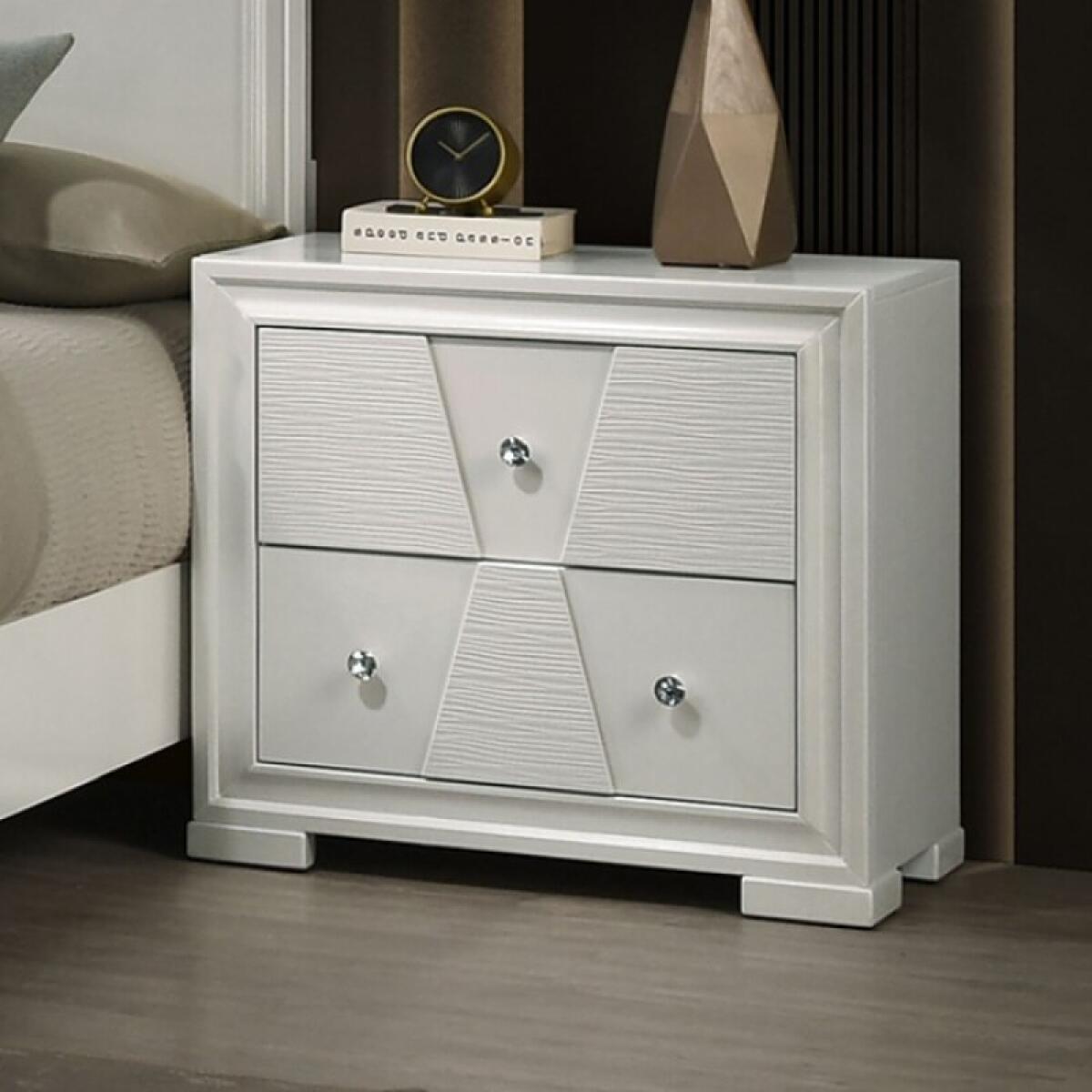 a7bd3a8bdbe284a50100e2bf4cfca7c6 Holsted Nightstand - Image 1