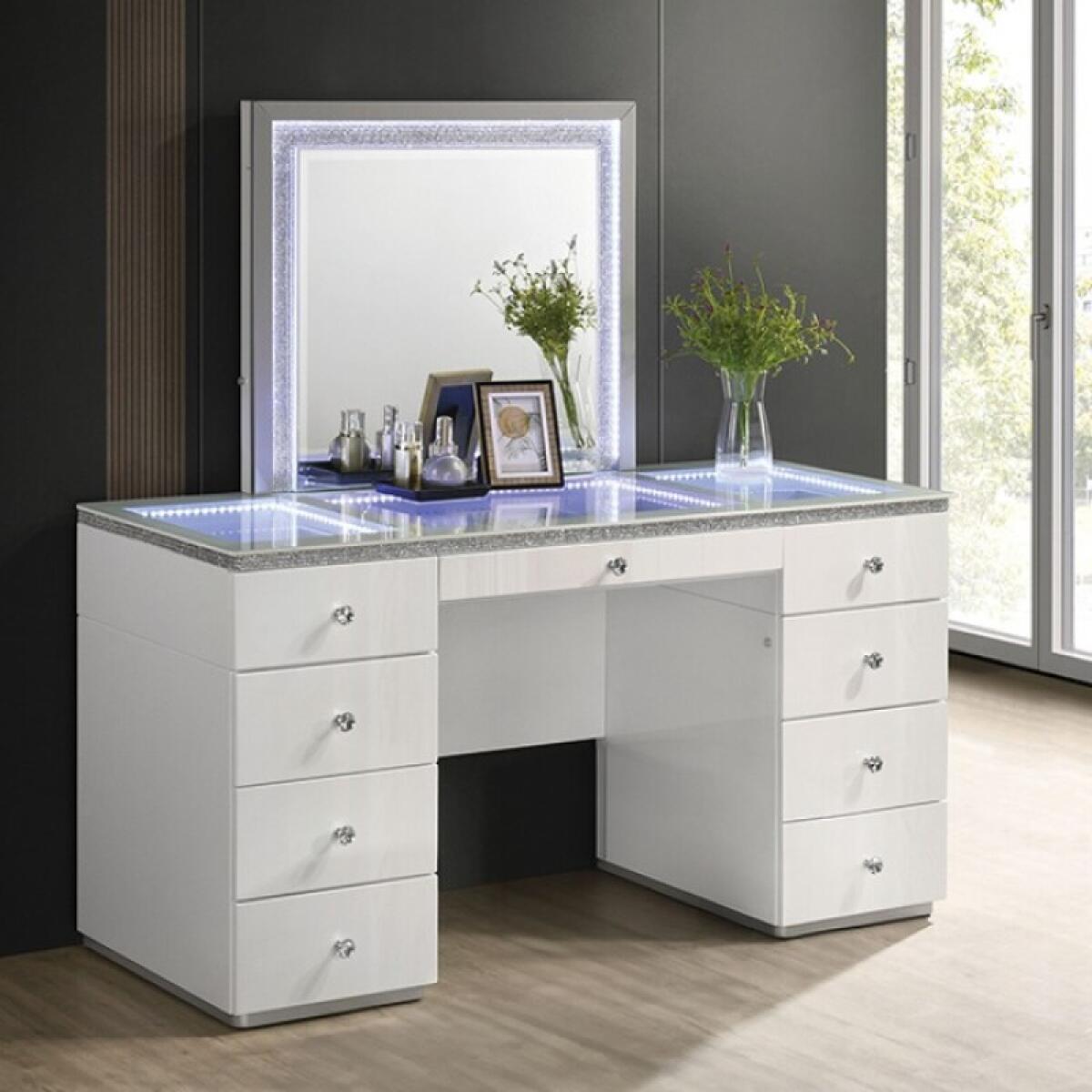 Stoholm Vanity Set - Image 2