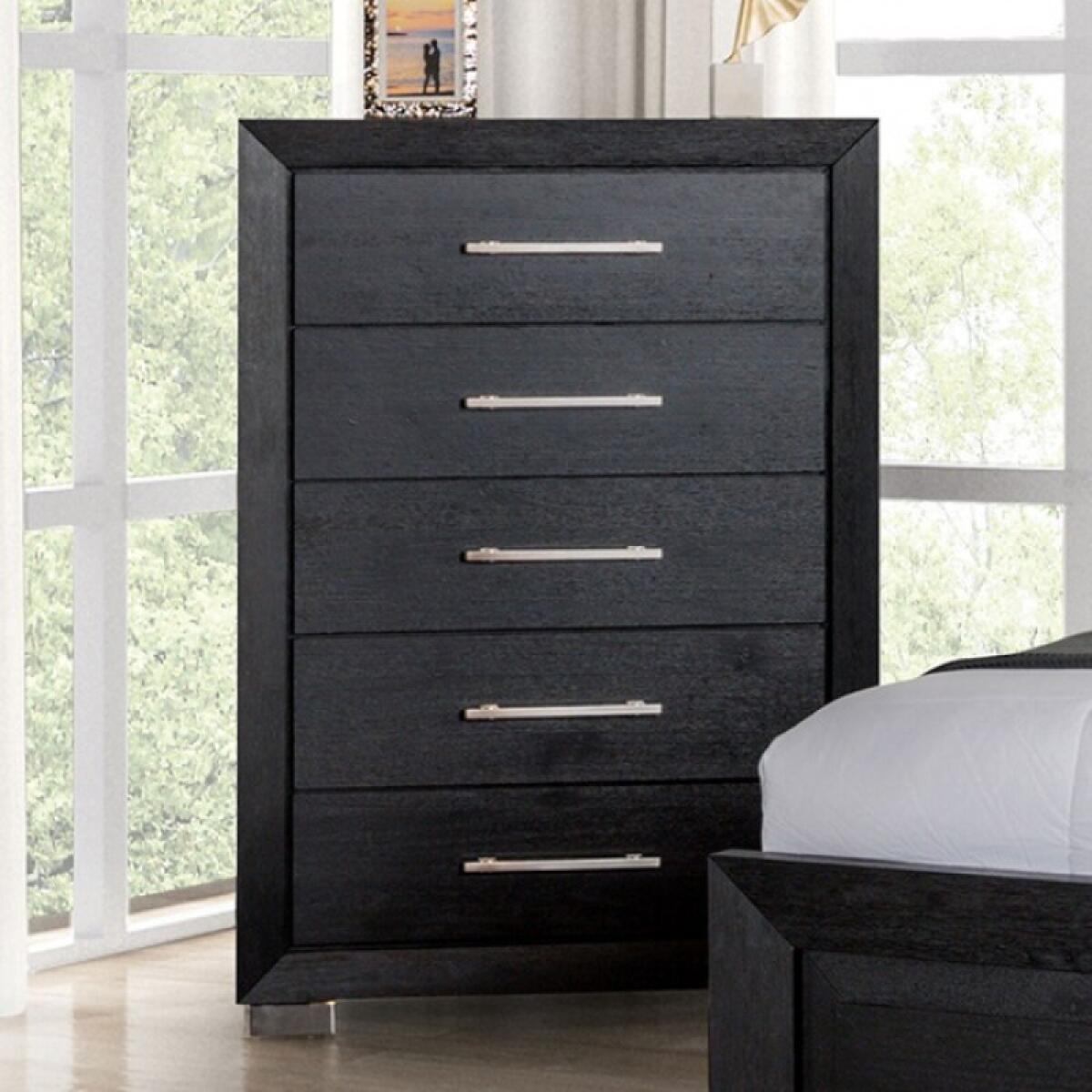b0c8bb8a202739b12a80a6f1553c1480 Ashbourne Chest - Image 1