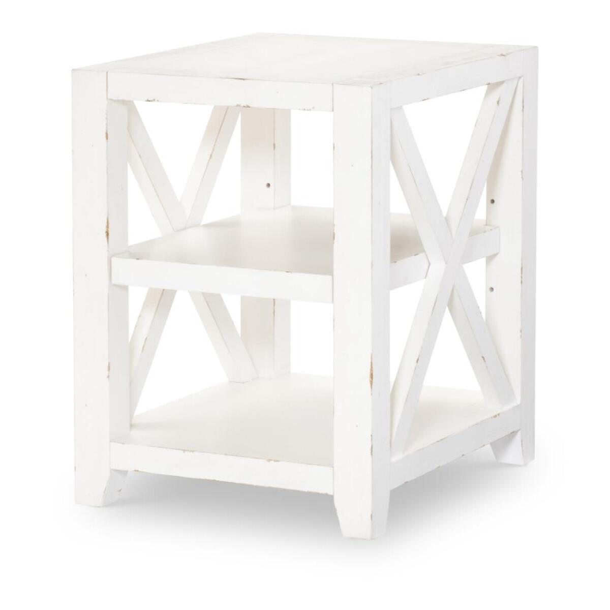 b3200fdb139928667166a4f8e34481ce Chairside Table - Image 1