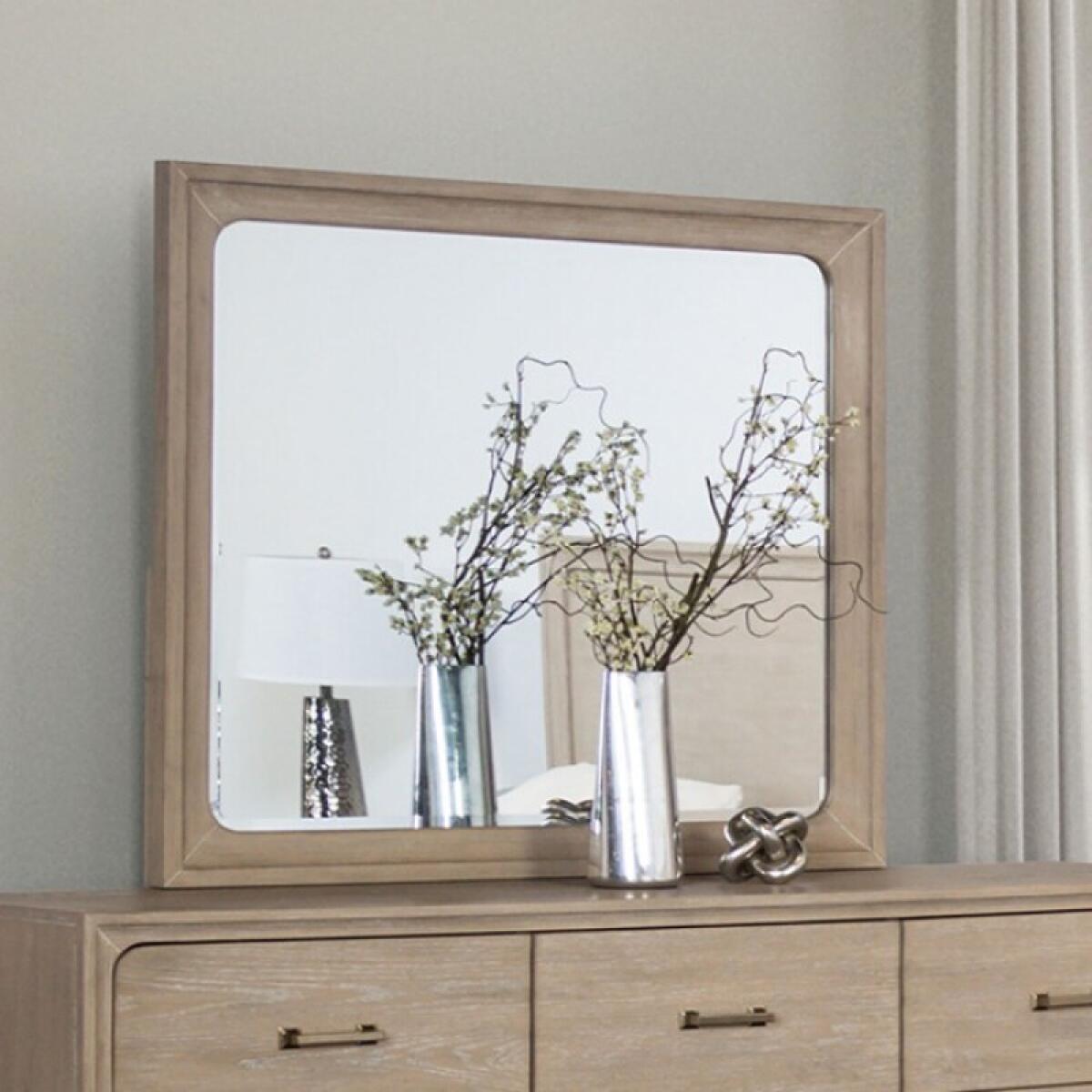 c2681bdf42bf439f31fc929d103ffb71 Sandnes Mirror - Image 1