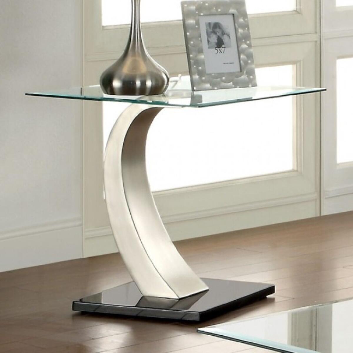 Roxo End Table - Image 2