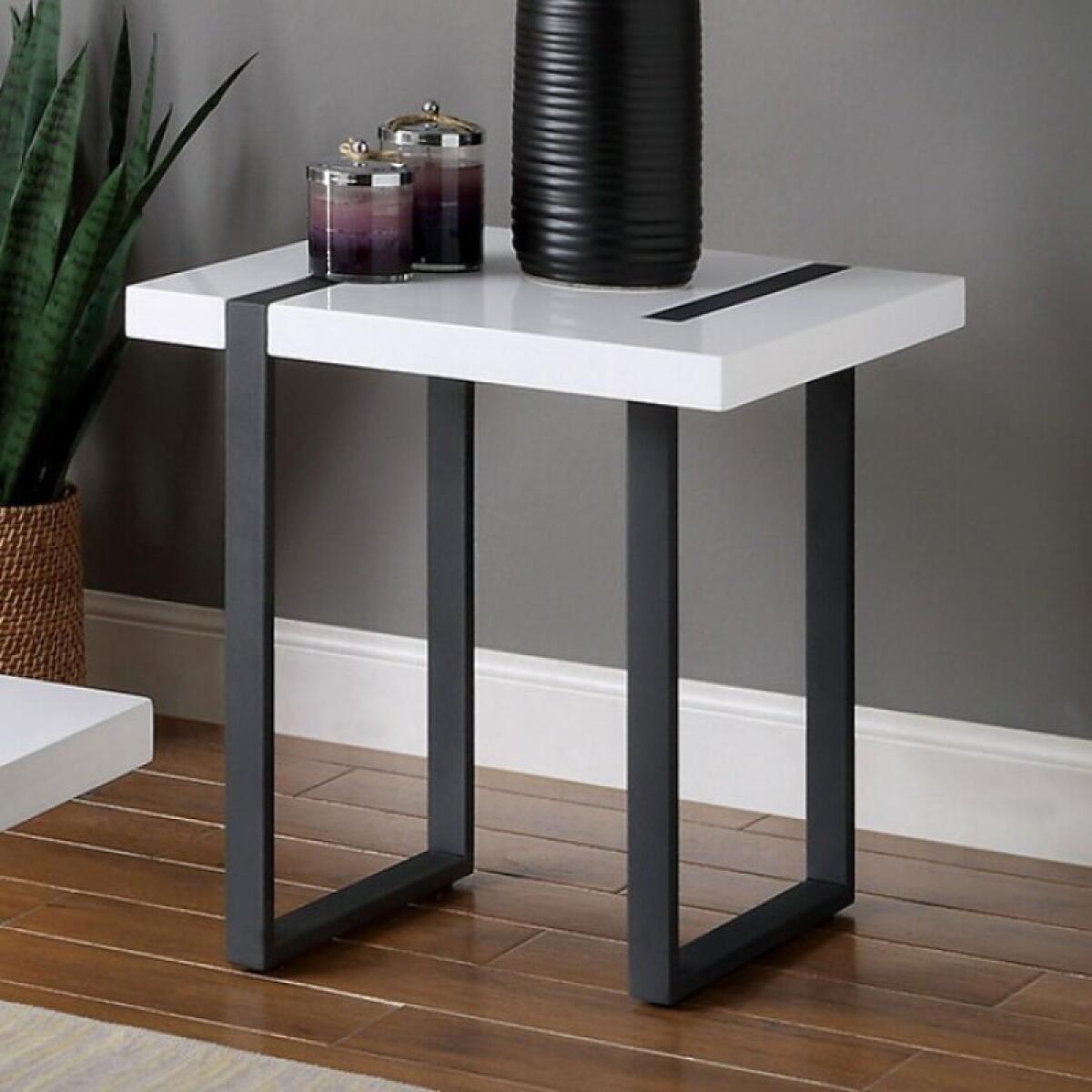 Eimear End Table - Image 2