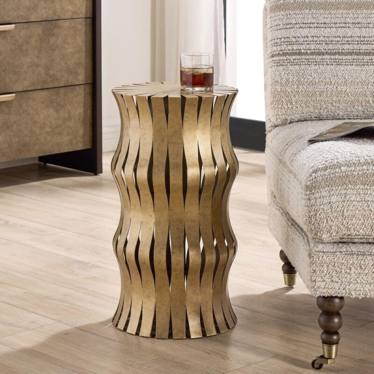 Arida Accent Table - Image 3