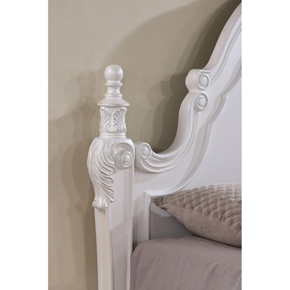 Francione 4 Pc Queen Bedroom Set - Image 7