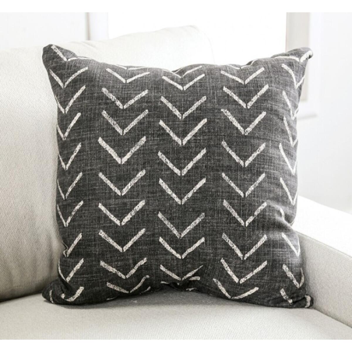 Millburn Sectional - Image 6