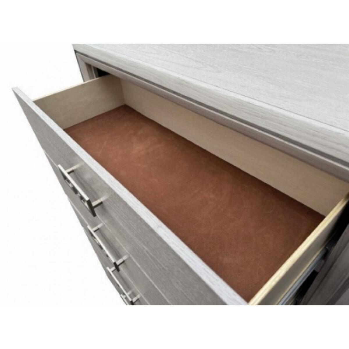 Basilone Chest - Image 7