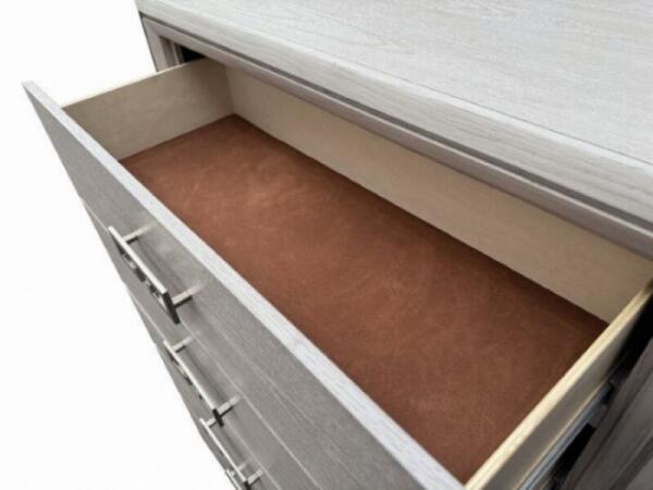 Basilone Chest - Image 7