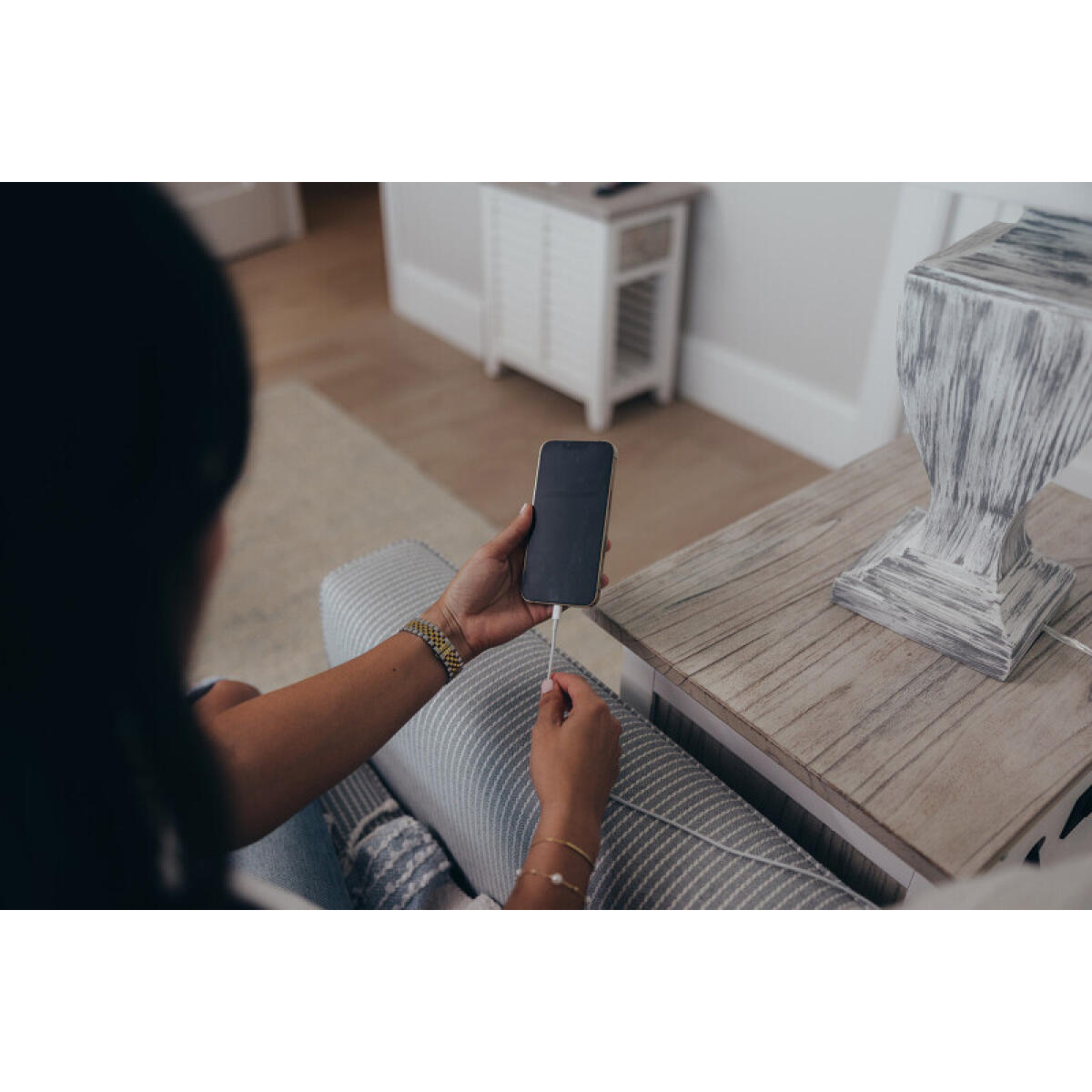 Islamorada 1-drawer / 2-door Electrified Coastal Nightstand - Image 6