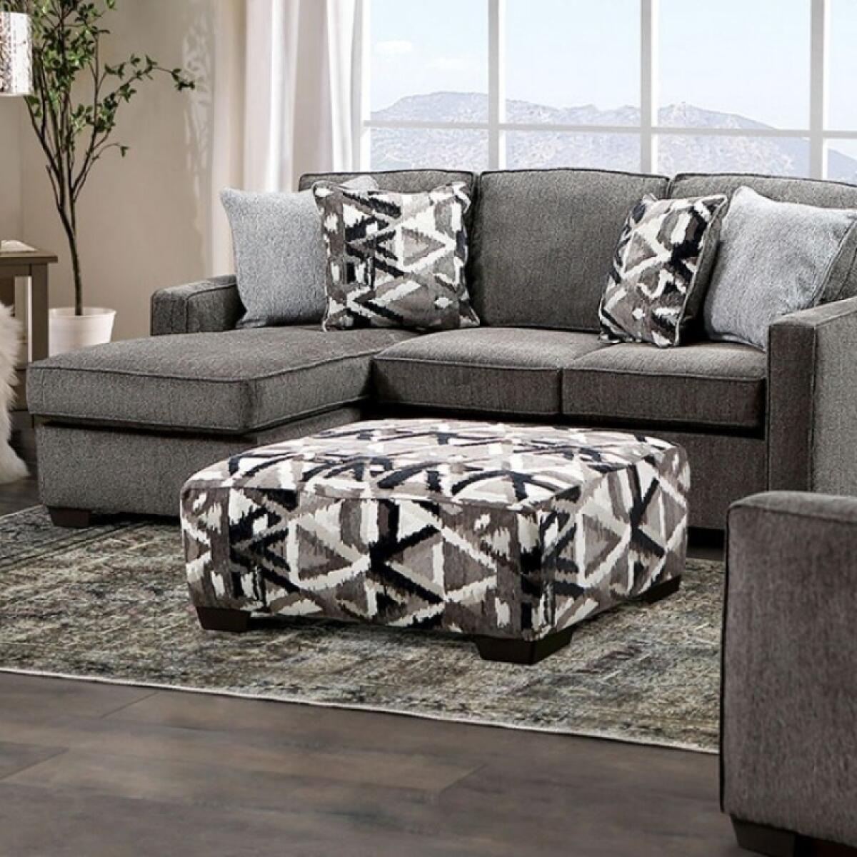 Brentwood Sectional - Image 2