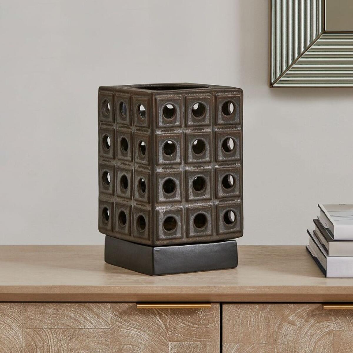 Lattice Indoor-outdoor Lantern Candleholder - Image 3