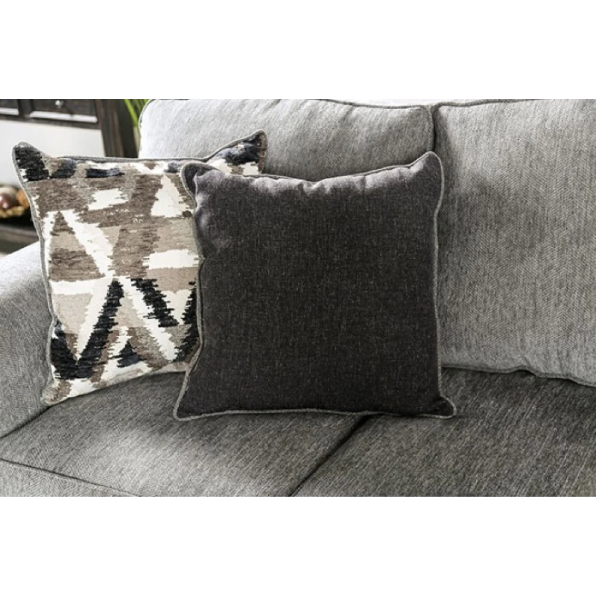 Delgada Loveseat - Image 8