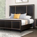 Kenyada 4 Pc Queen Bedroom Set