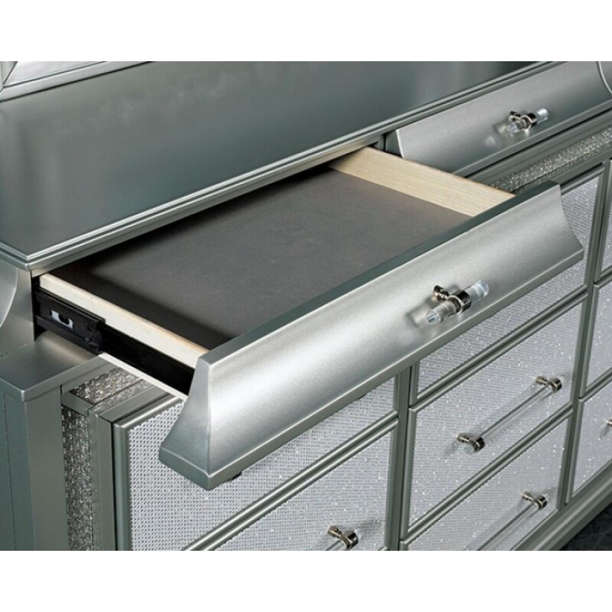 Galea Dresser - Image 4