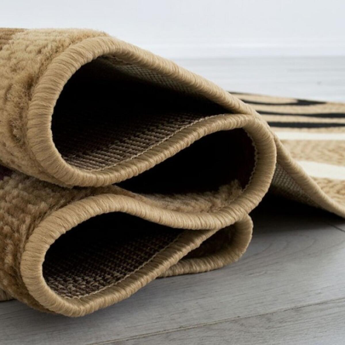 Blitar Area Rug 5' x 7' - Image 5