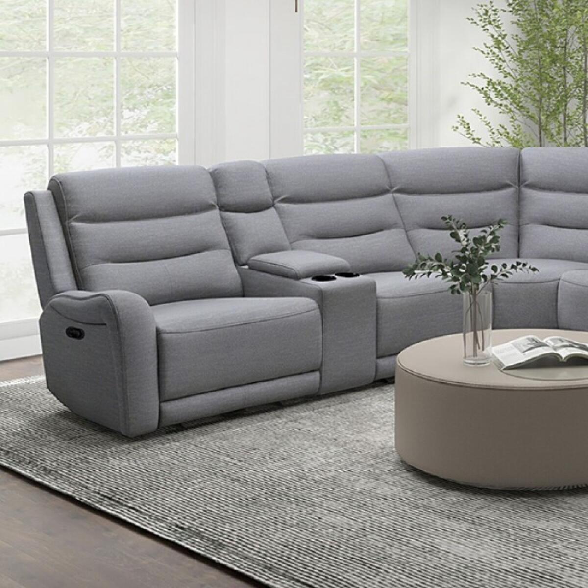 f80087824af93598e329a546b3ce4e39 Matthias Motion Sectional - Image 1