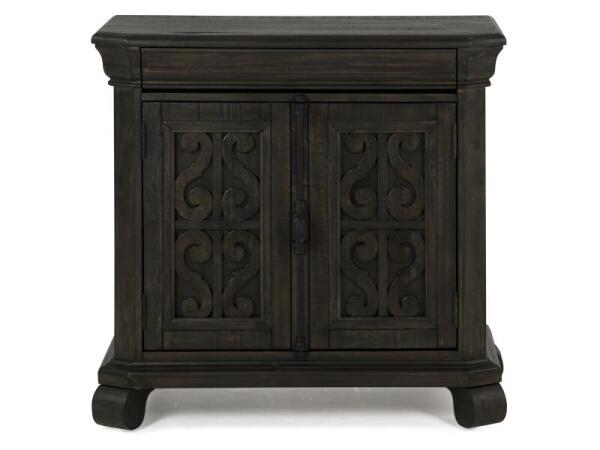 Bellamy Bachelor Chest Chests Black