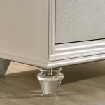 Maddie 4 Pc Queen Bedroom Set - Image 9
