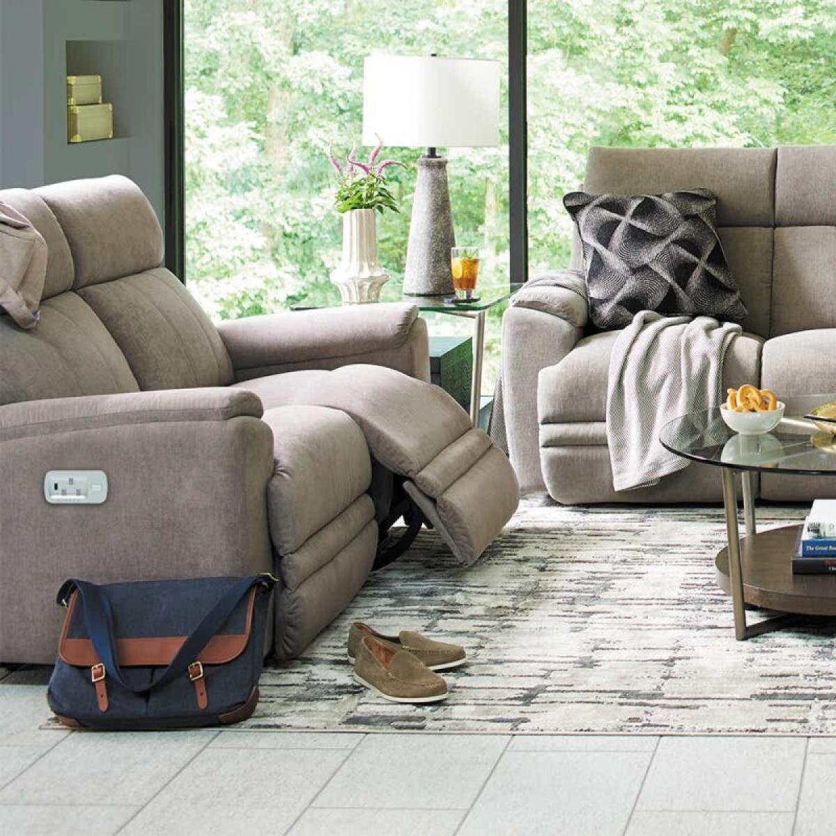 Talladega Power Reclining Loveseat W/ Headrest & Lumbar - Image 4