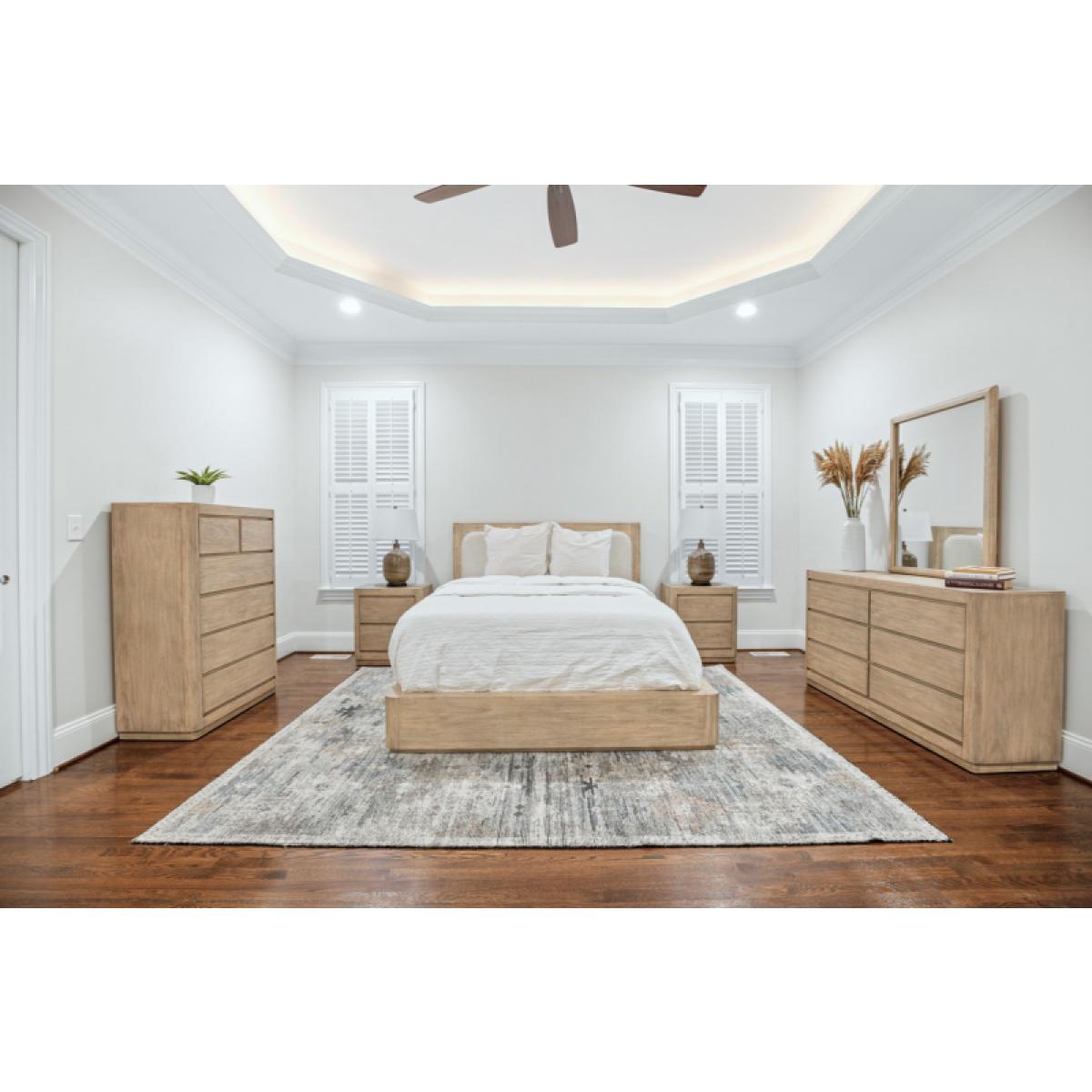 Hyde Park Platform Bed W/ Upholstered Inset - Image 4