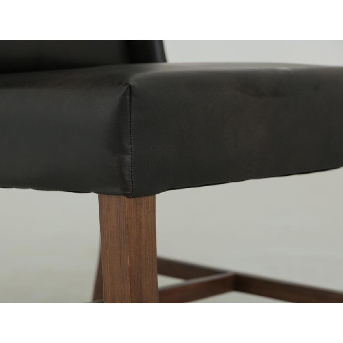 Chair with a high backrest - Riverwood - Image 11