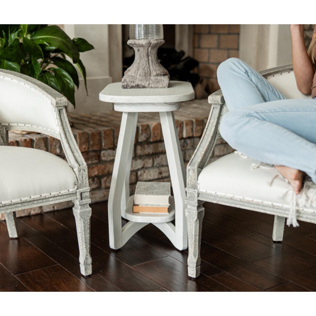 Surfside Chairside Table - Image 3