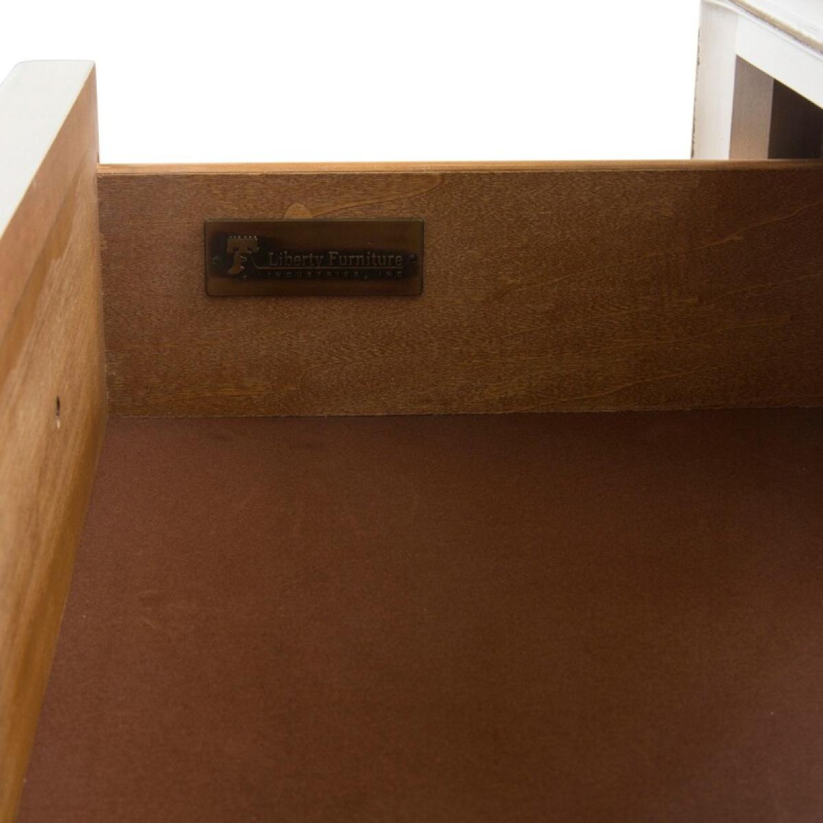 Magnolia Manor 5 Drawer Chest - Image 6