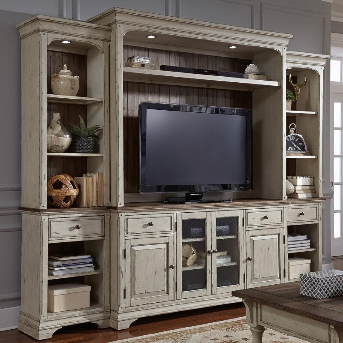 Morgan Creek Entertainment Center with Piers - Image 2