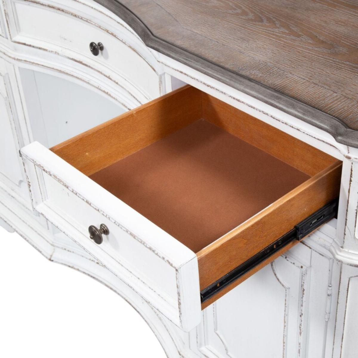 Magnolia Manor Server - Image 10