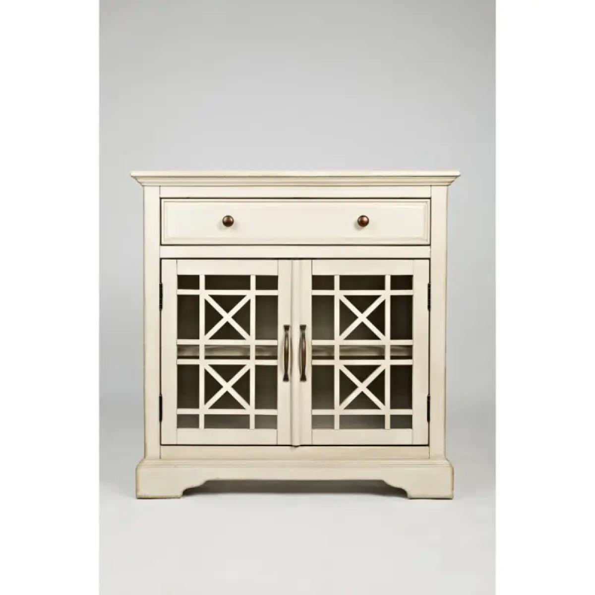Craftsman 32" Accent Chest - Image 2