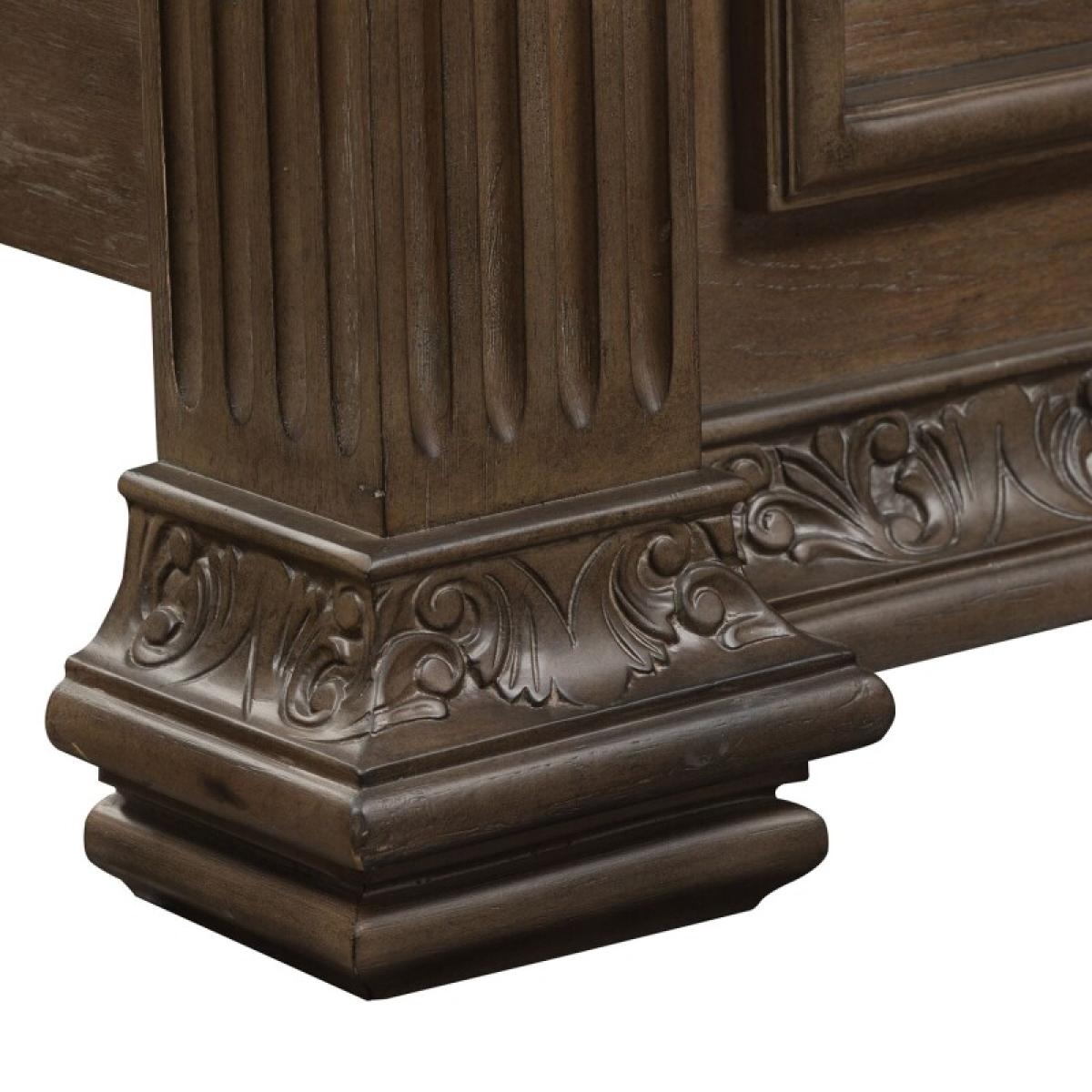 Queen Poster Bed - Image 10