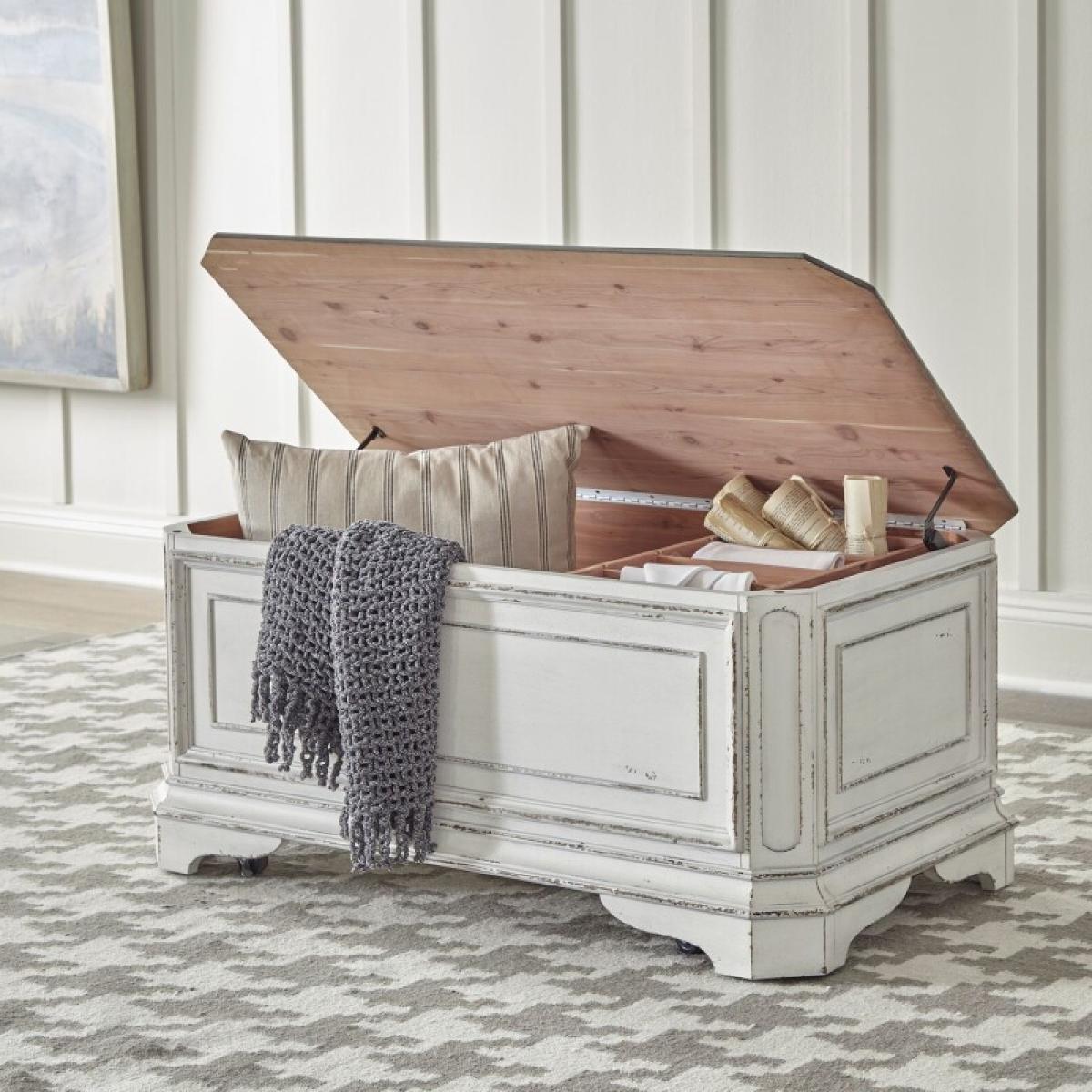 Magnolia Manor Storage Trunk - Image 2