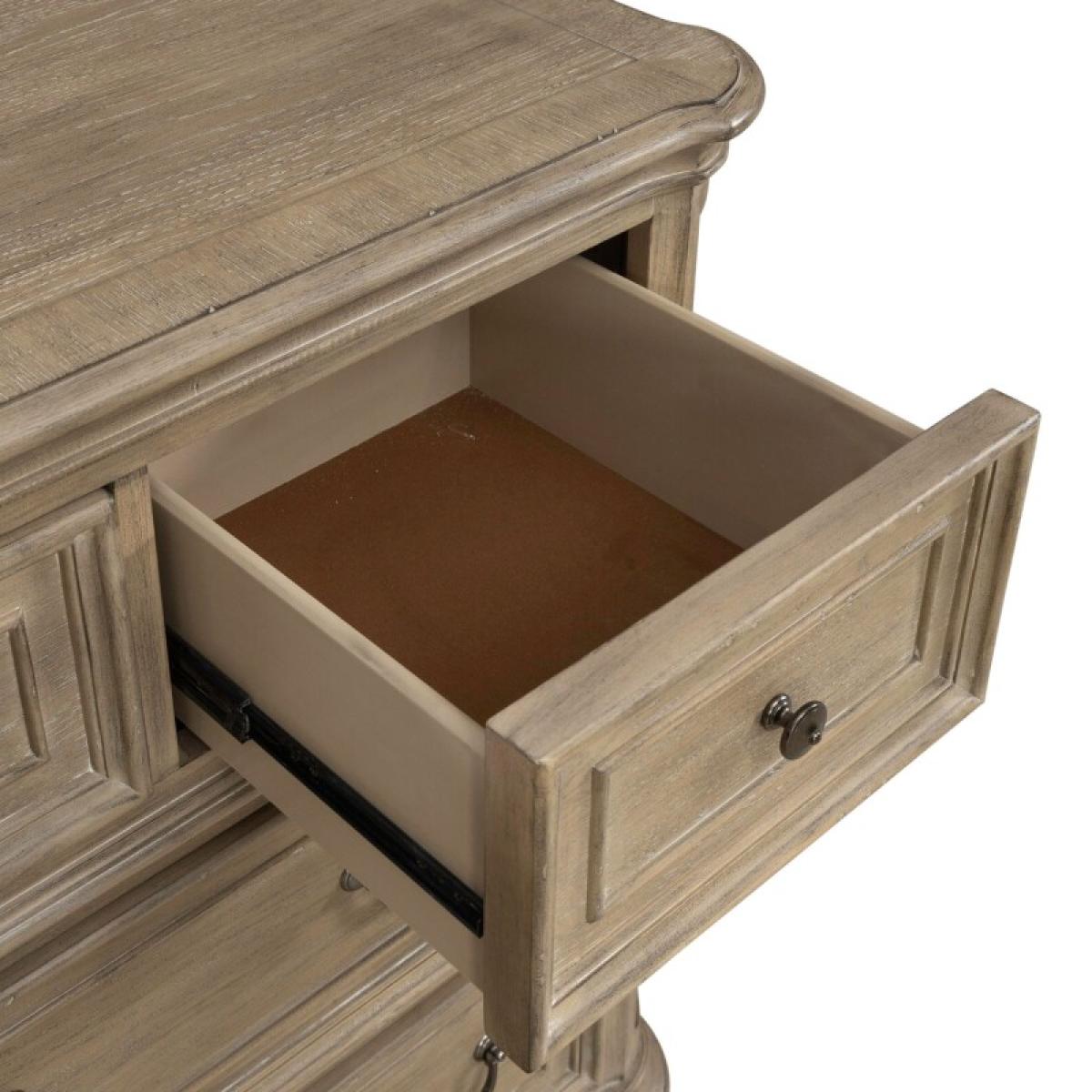 Magnolia Manor 7 Drawer Dresser - Image 10