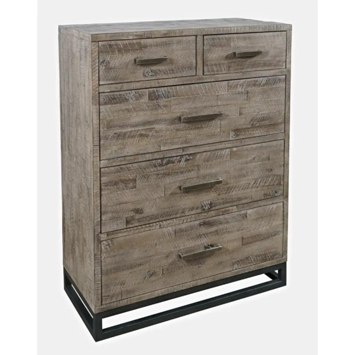 East Hampton Chest - Image 4