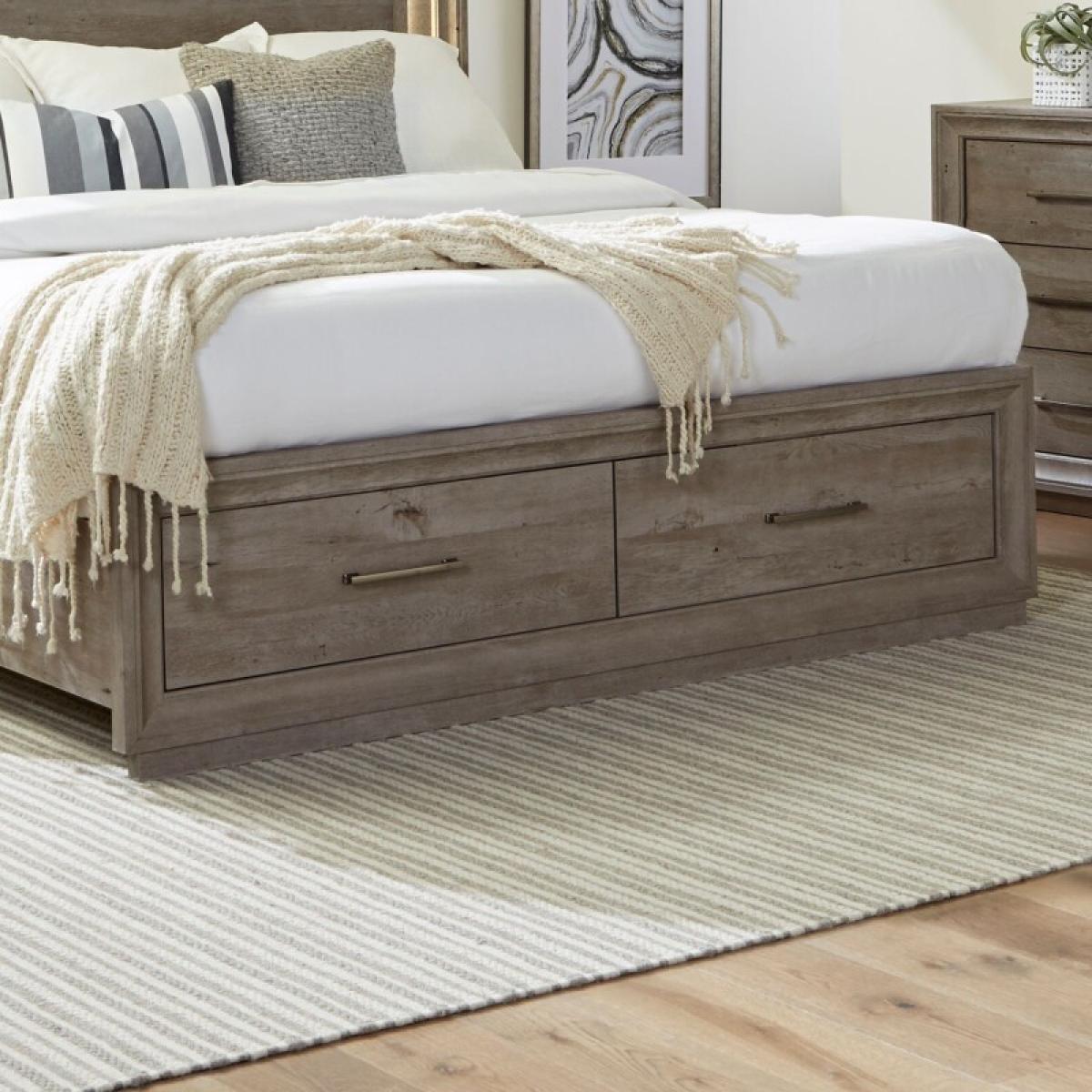 670819a24a0ca88ce8c29d0e0fb2d353 King Storage Footboard - Image 1
