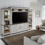 River Place Entertainment Center with Piers