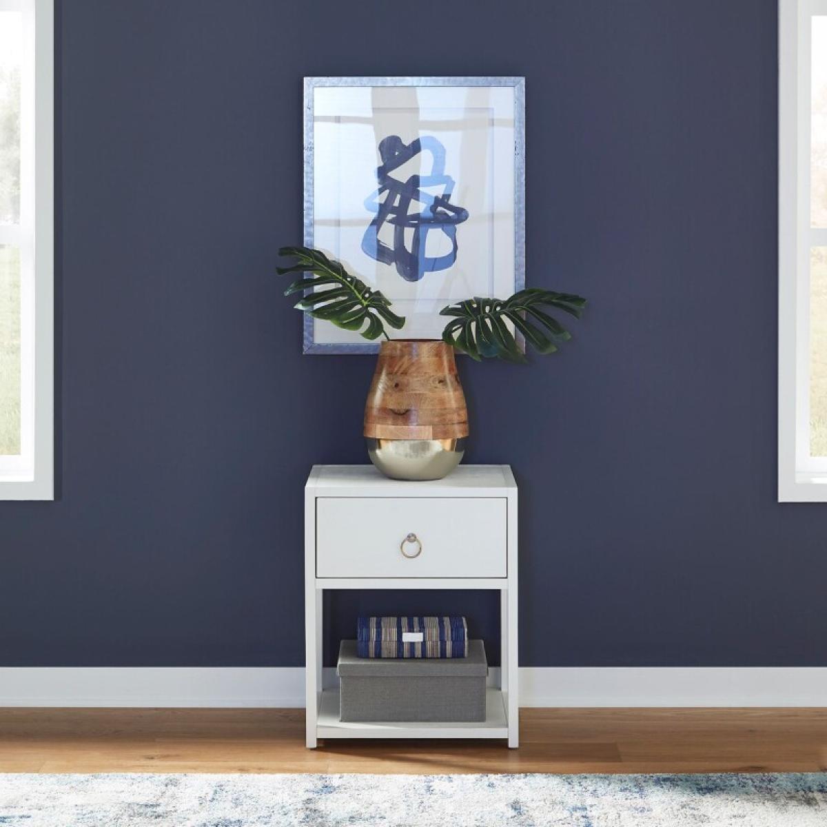 East End 1 Shelf Accent Table - Image 2