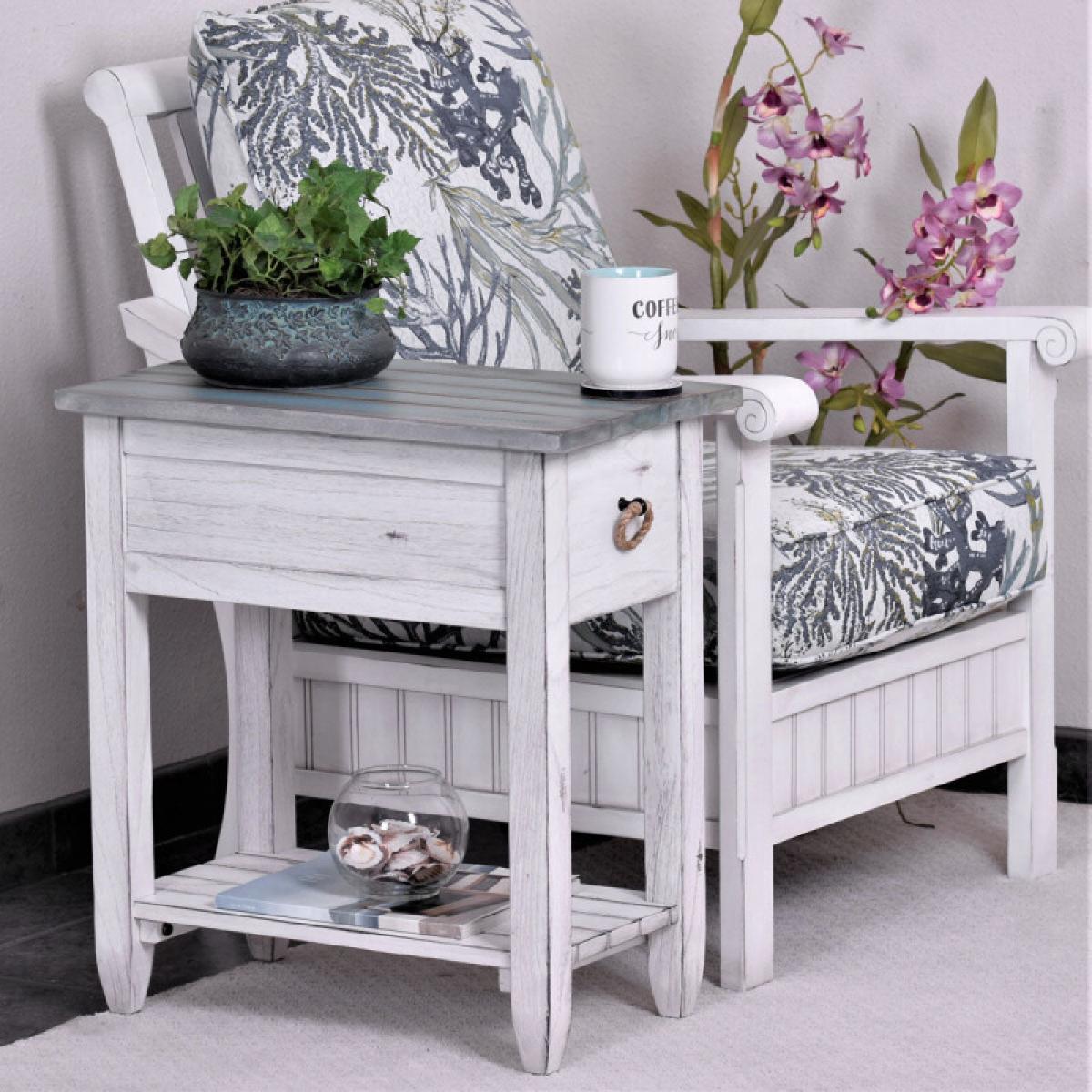 Picket Fence Chairside Table - Image 28