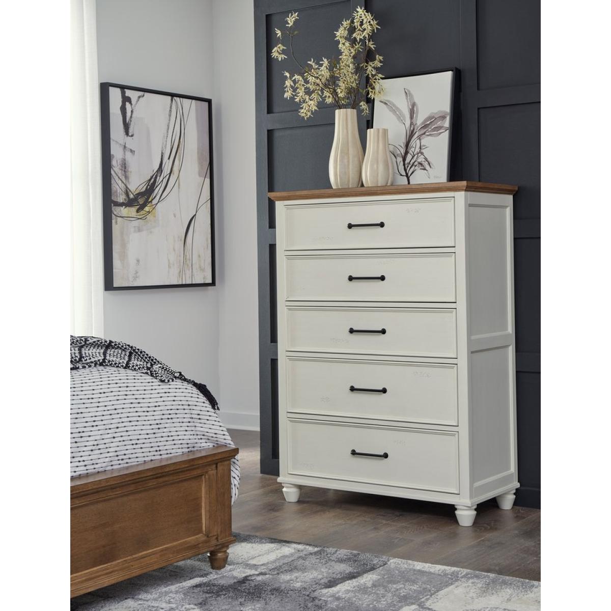 Vista Bedroom - Vista 5 Drawer Chest in Hickory and Shell - Image 2