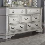 Abbey Park 7 Drawer Dresser