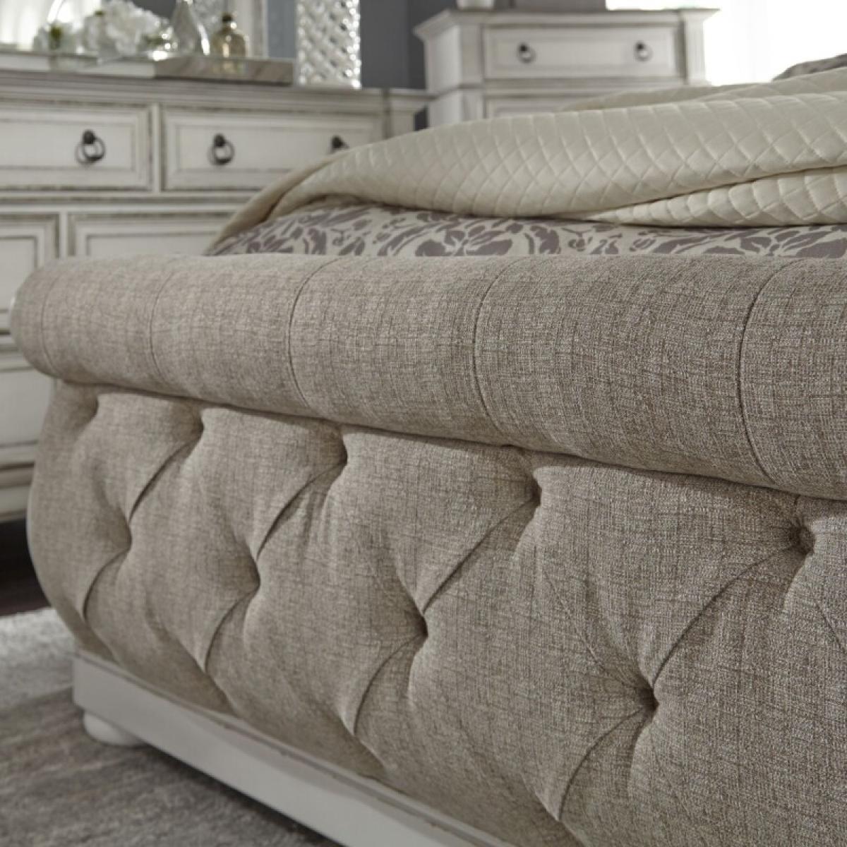 Abbey Park King California Sleigh Bed - Image 9
