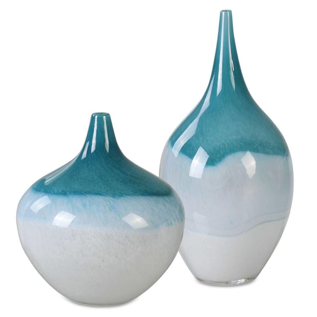 e6668644e85b384159fff861c816c54f Carla Vases, S/2 - Image 1
