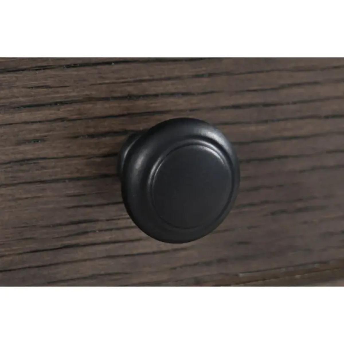 Lincoln Square Server - Image 8