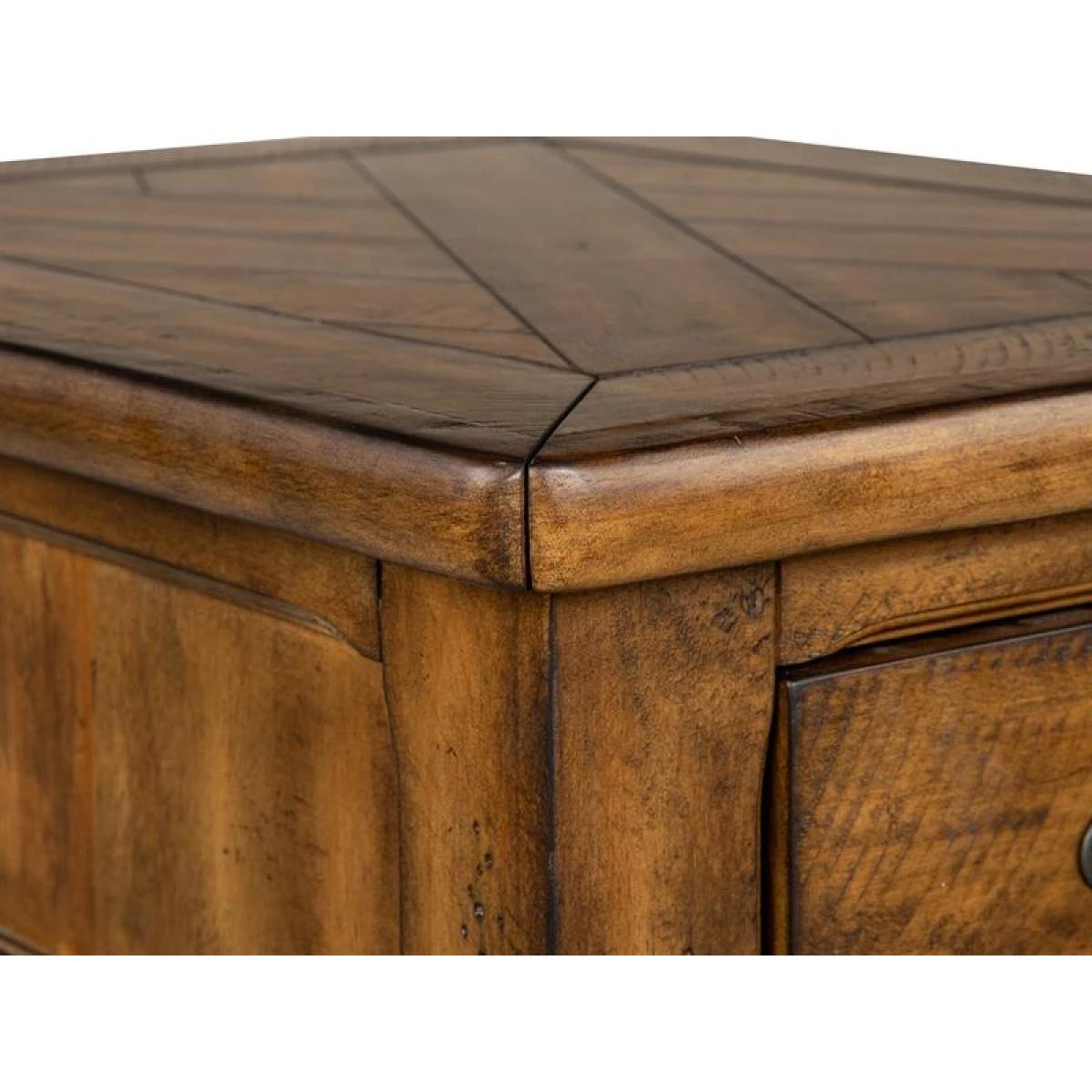 Chesterfield T4717-02 Small Rectangular End Table - Image 4