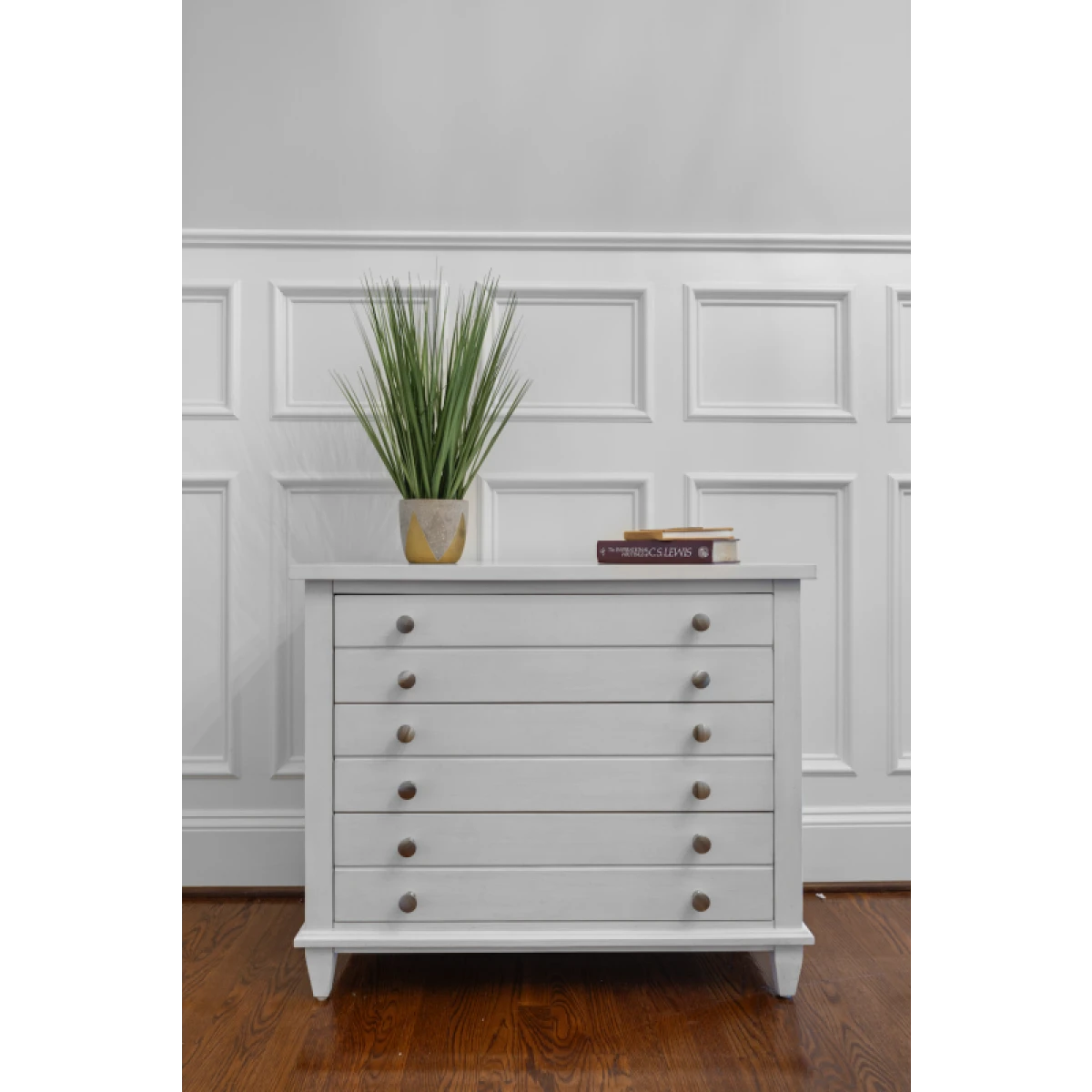 Point Breeze 3 Drawer Bachelor's Chest - Image 9