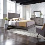King California Platform Bed, Dresser & Mirror