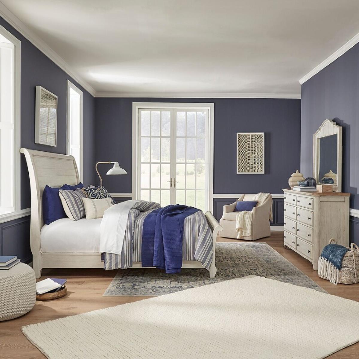 King Sleigh Bed, Dresser & Mirror - Image 2