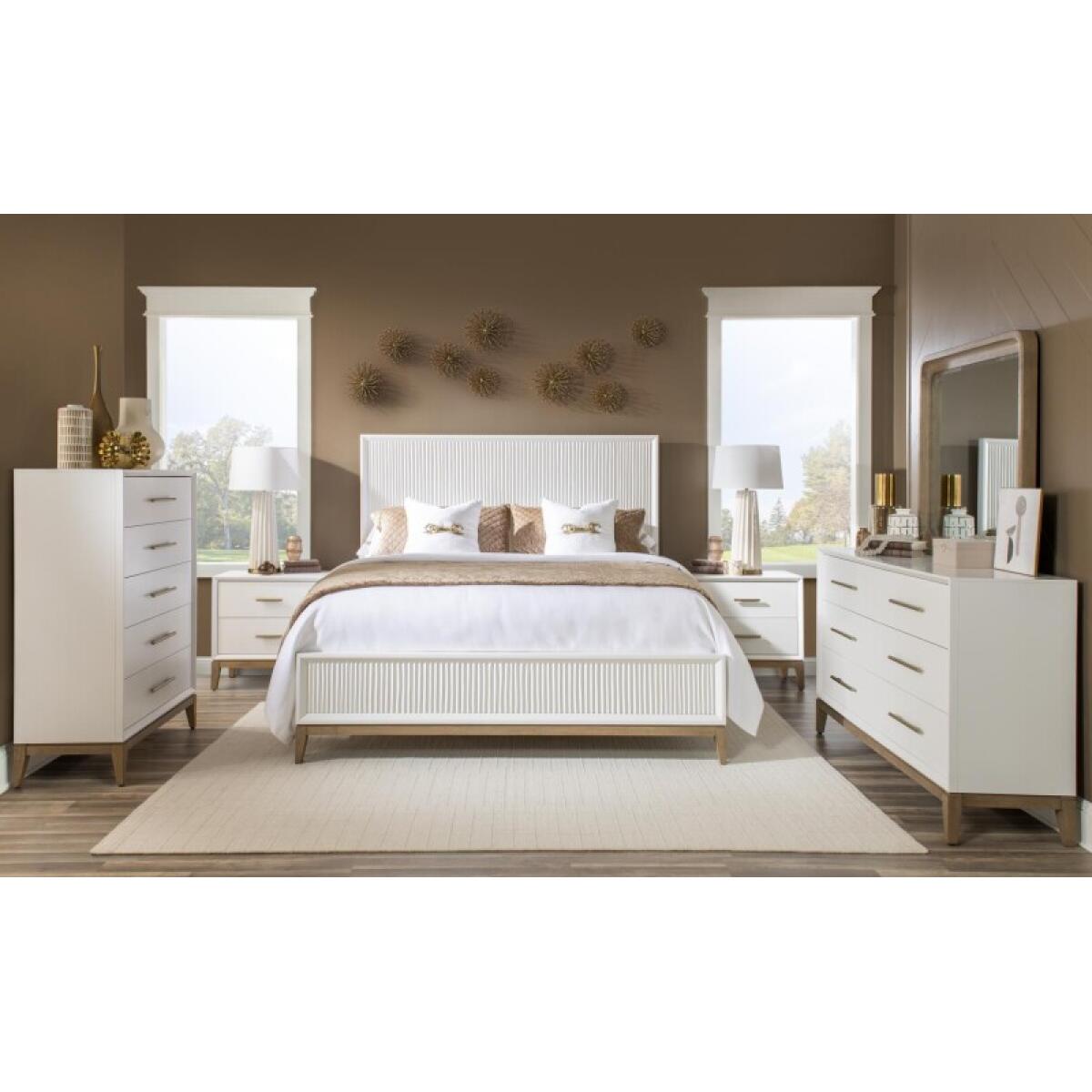 Complete Sculpted Panel Bed Queen 5/0 - Image 7