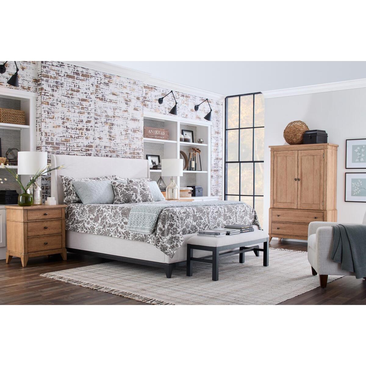 Complete Upholstered Bed King Blacksmith TY657-166K - Image 5