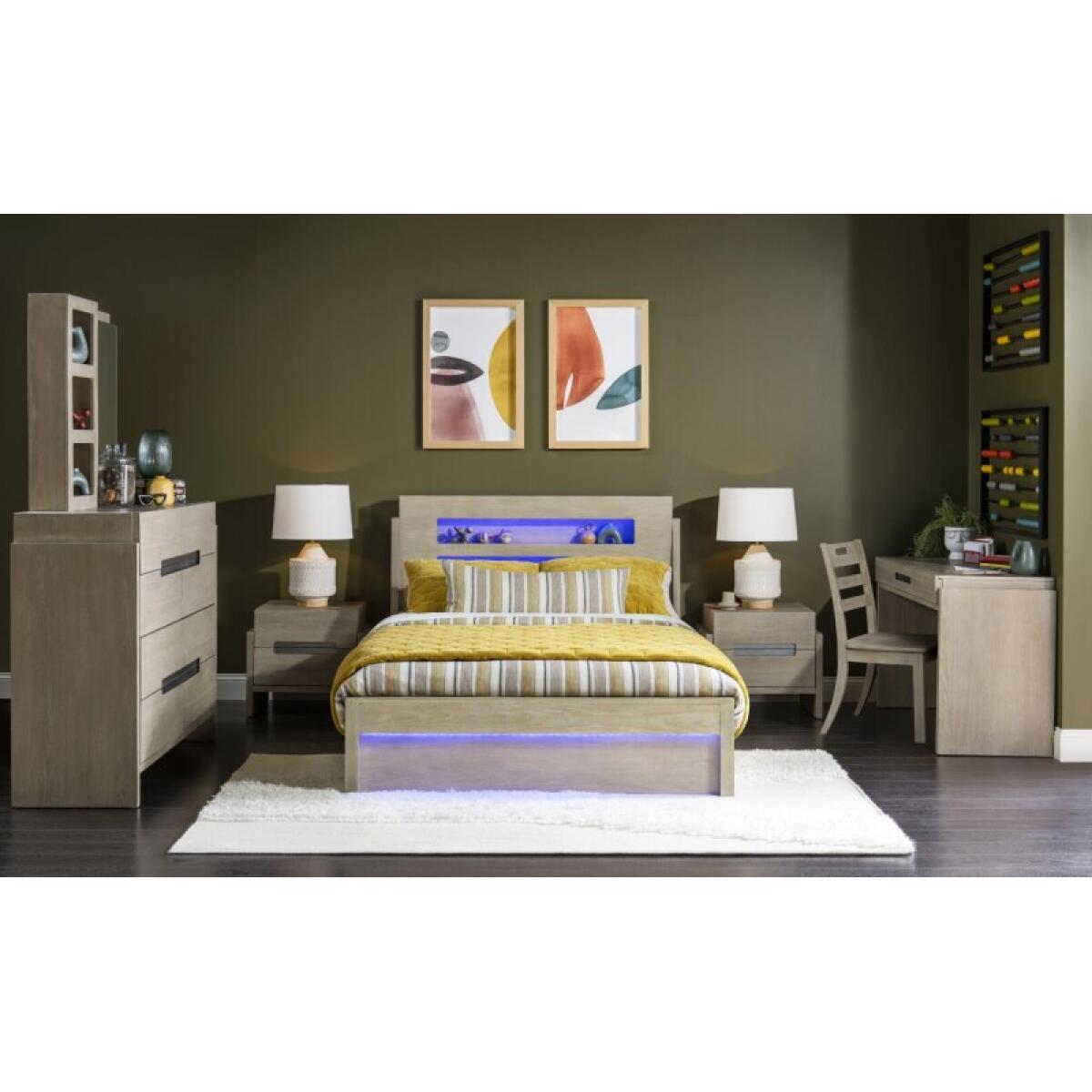 Complete Panel Bed 46 Weathered Oak Finish - Image 13